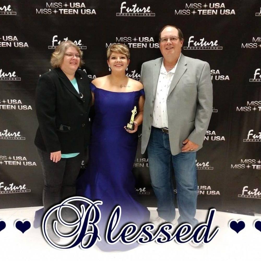 Meet your Posher, Sasia